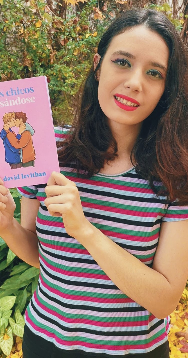 Dos chicos besándose